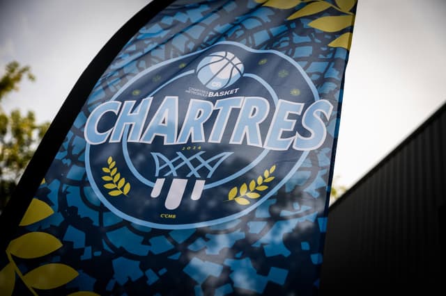 Après plusieurs semaines d’incertitude, Chartres sauve sa place en Nationale 1 !