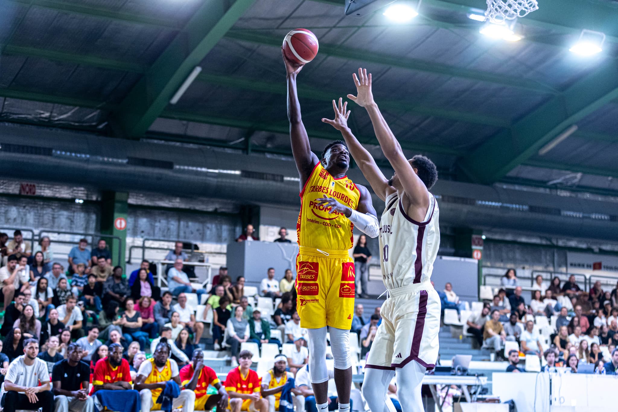 Alexis Yetna, première recrue officielle d’un club d’ÉLITE 2 pour la saison 2026/27