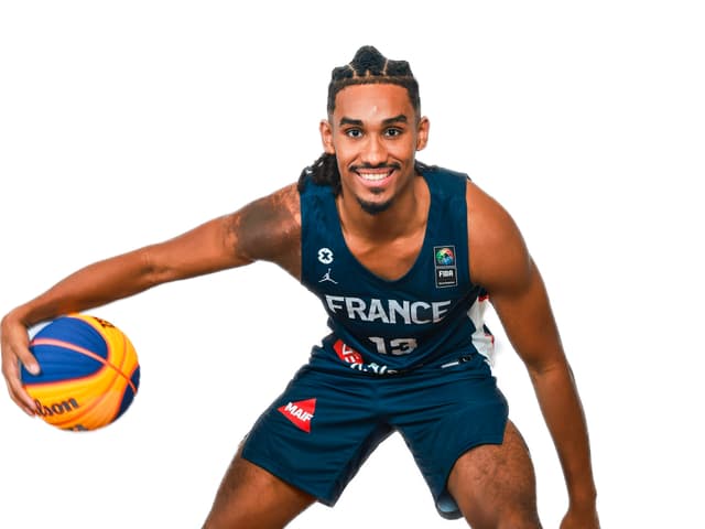 Narcisse Kuyo forfait pour la Coupe du Monde U23, un joueur du SMUC appelé en renfort