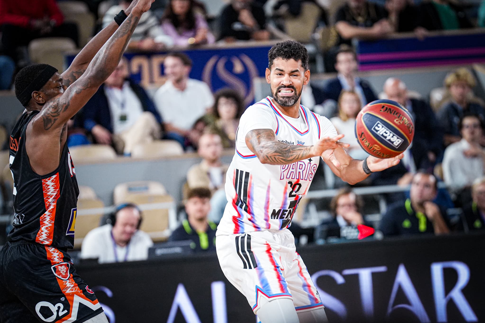 Jeremy Morgan flamboyant, Paris finit par dérouler face au Mans