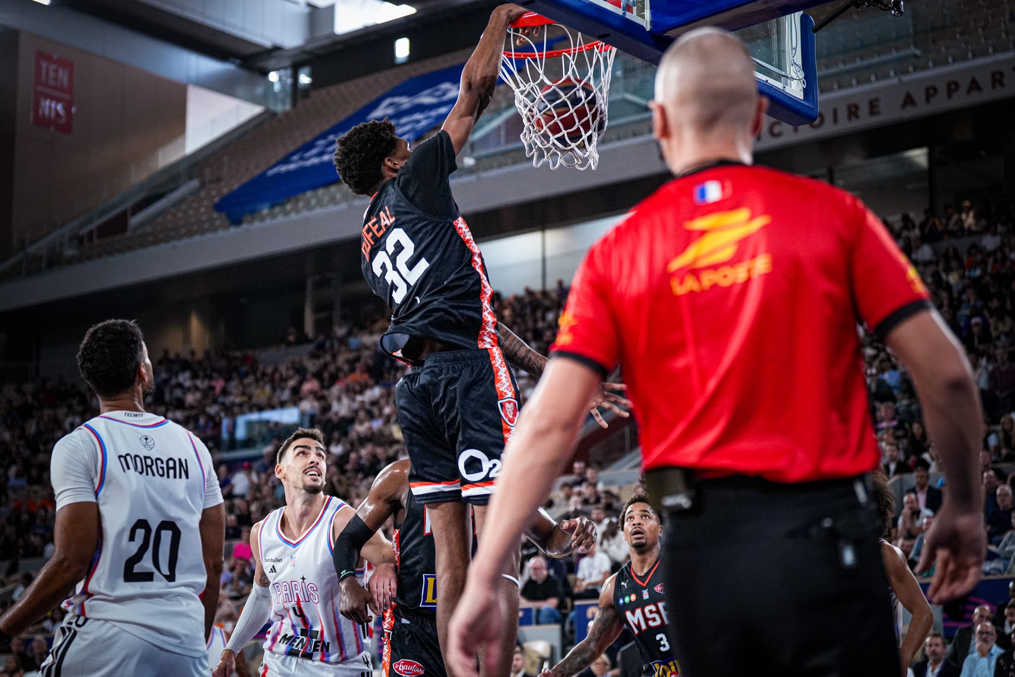 Qui sont les huit arbitres professionnels du basket français ?