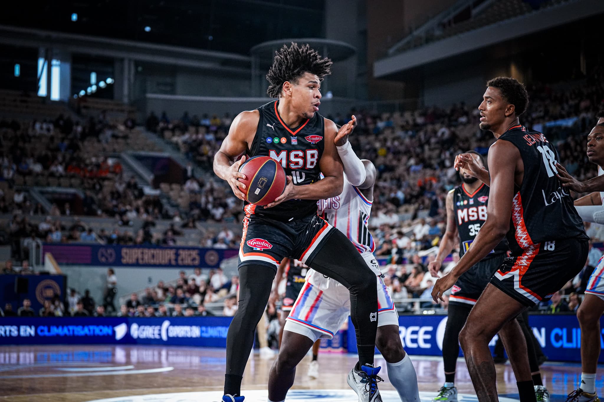 Symbole du système de Guillaume Vizade, Ugo Doumbia « a trouvé petit à petit sa place » au Mans