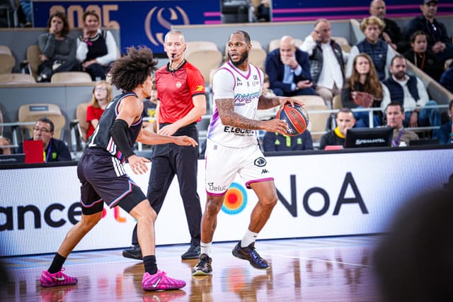 Après avoir battu le Real Madrid, le Paris Basketball corrigé par… Boulazac à domicile !
