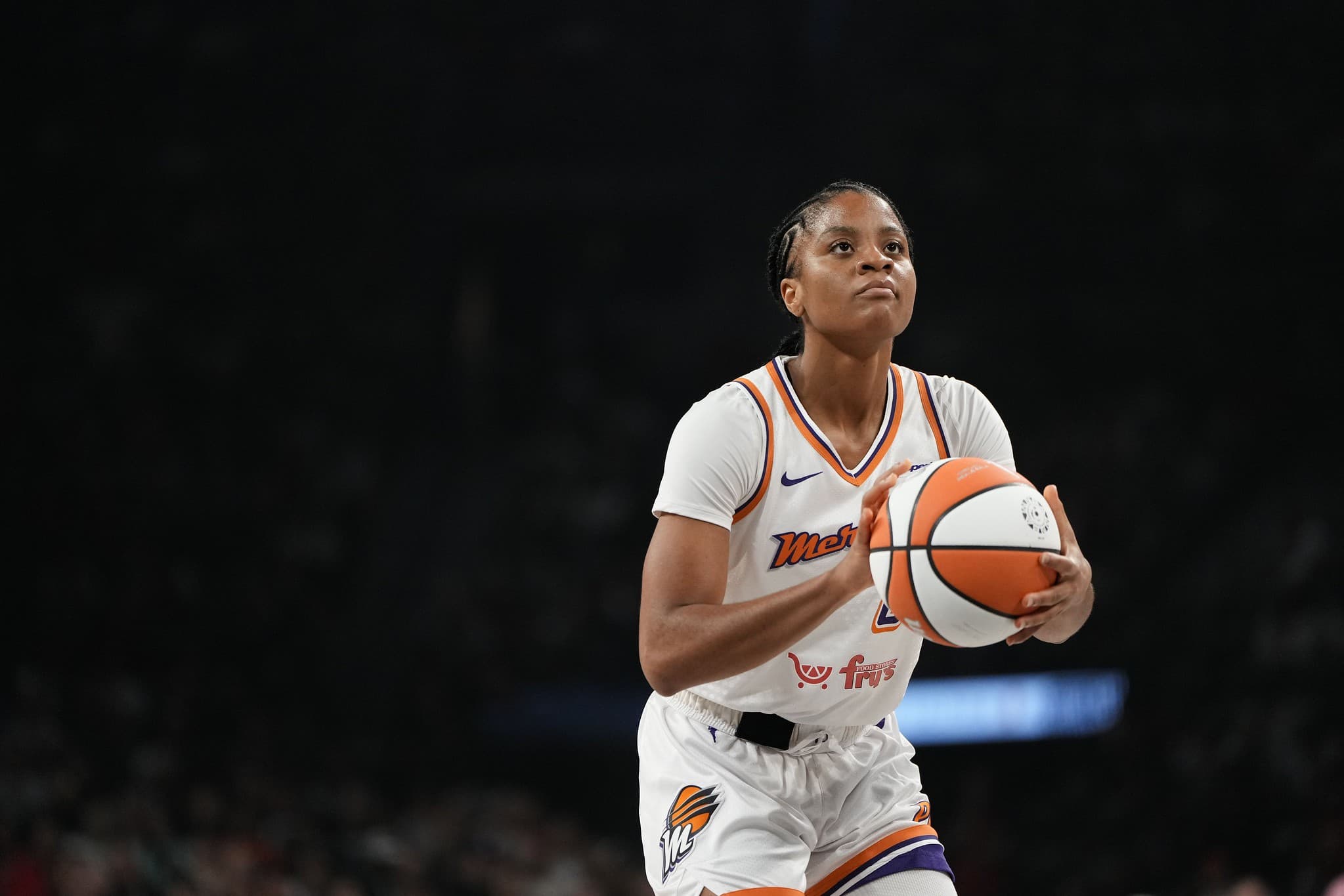 Monique Akoa-Makani se distingue en finale WNBA, mais le titre s’éloigne pour Phoenix