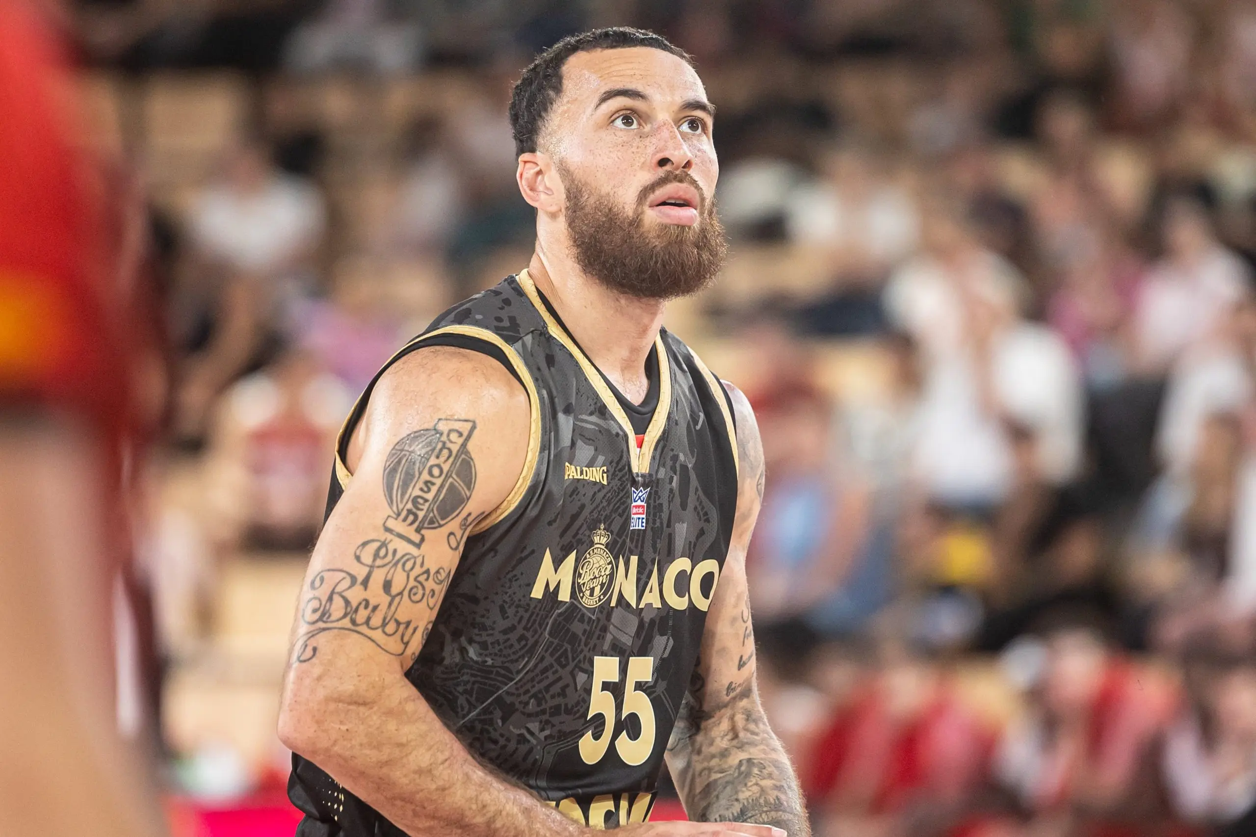 Mike James menace de boycotter à son tour : nouveau séisme financier sur le Rocher avant le Match 2 de playoffs à Bourg