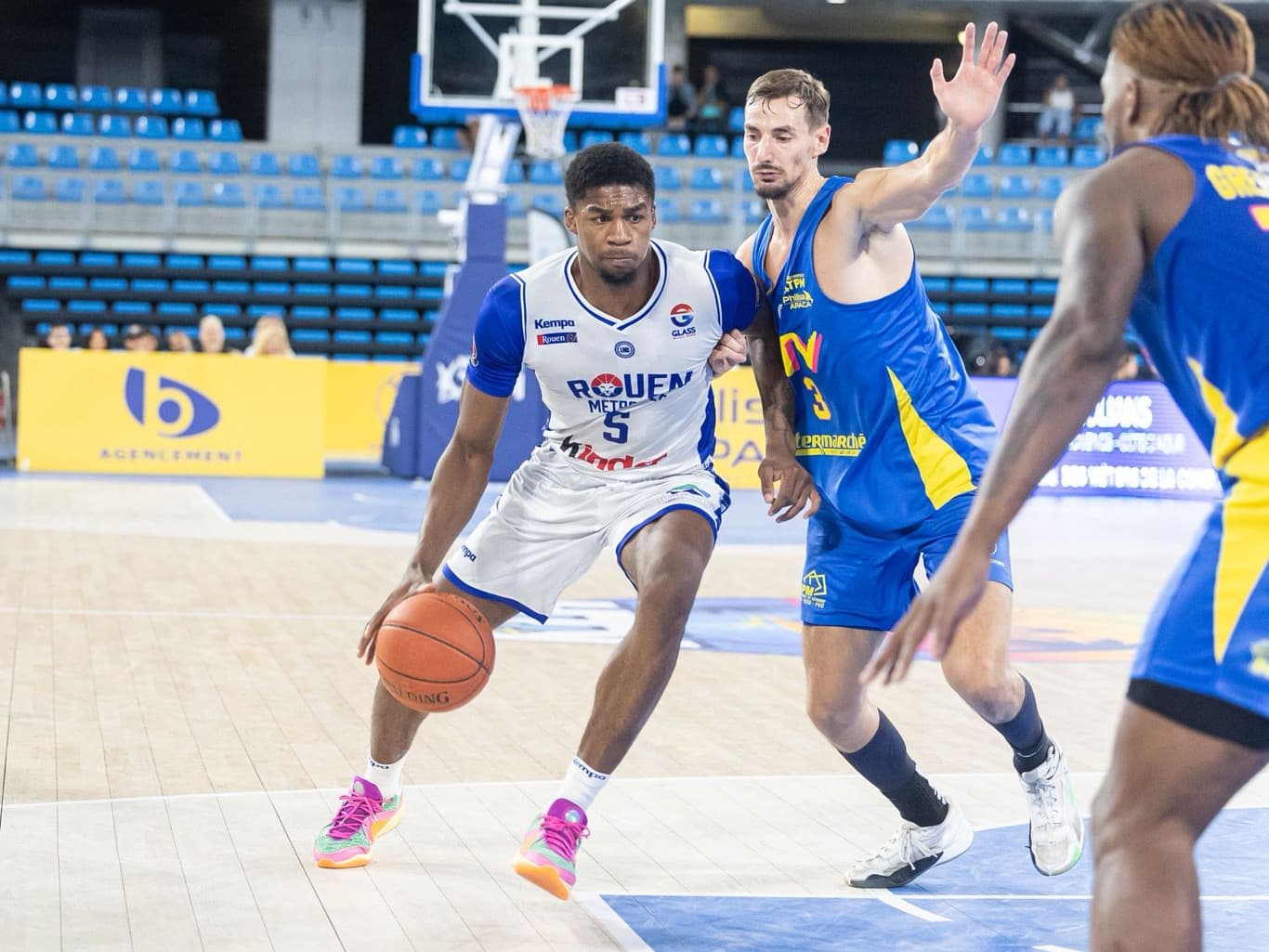 Youri Golitin recruté par un Caen BC en crise