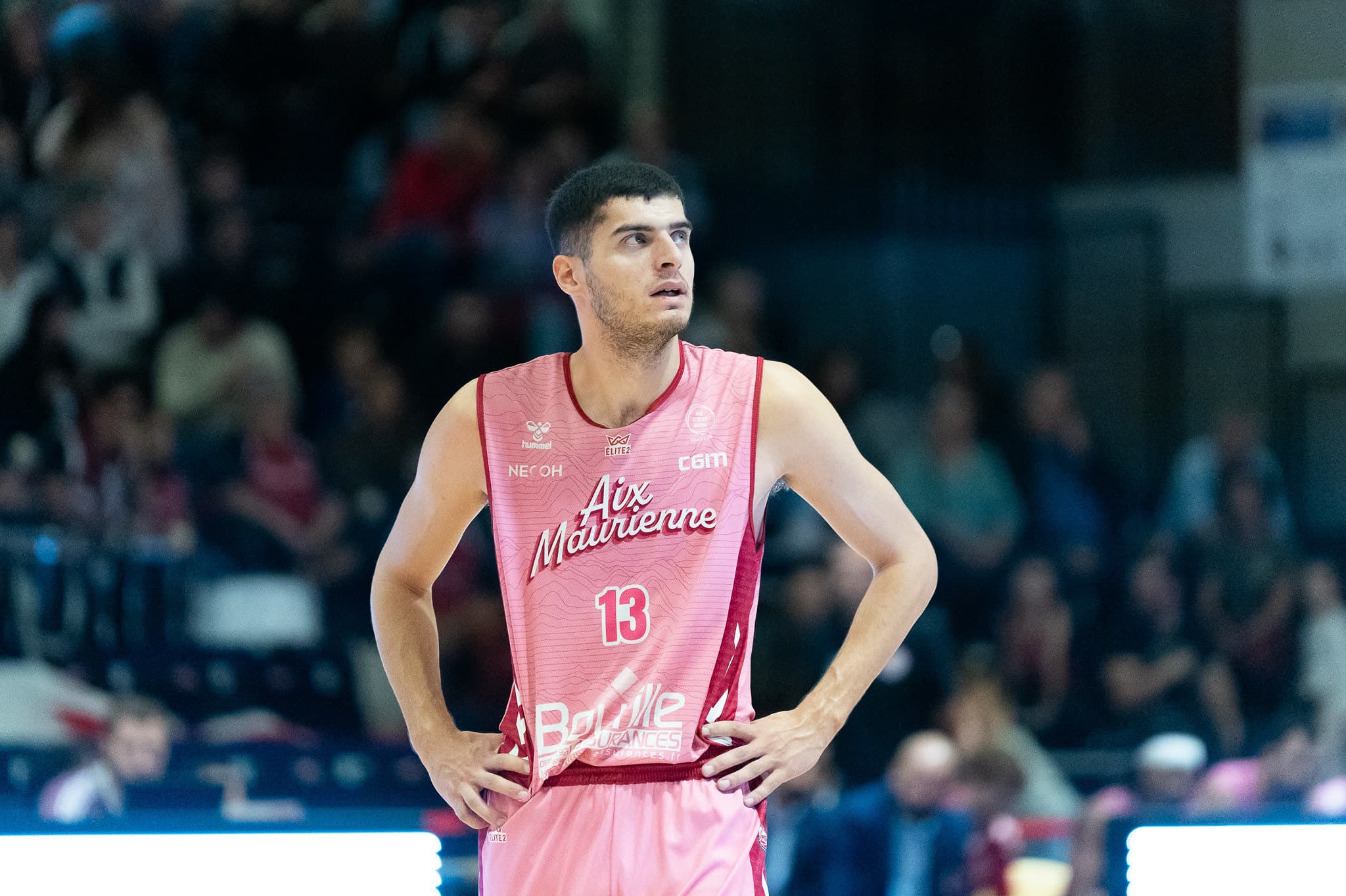 Un Corentin Falcoz record offre le match de la peur à Aix-Maurienne, la présence de Demahis-Ballou questionne