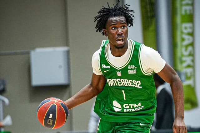 Dans les pas d’un Hugo Yimga-Moukouri éblouissant, Nanterre s’adjuge le derby face à Paris !