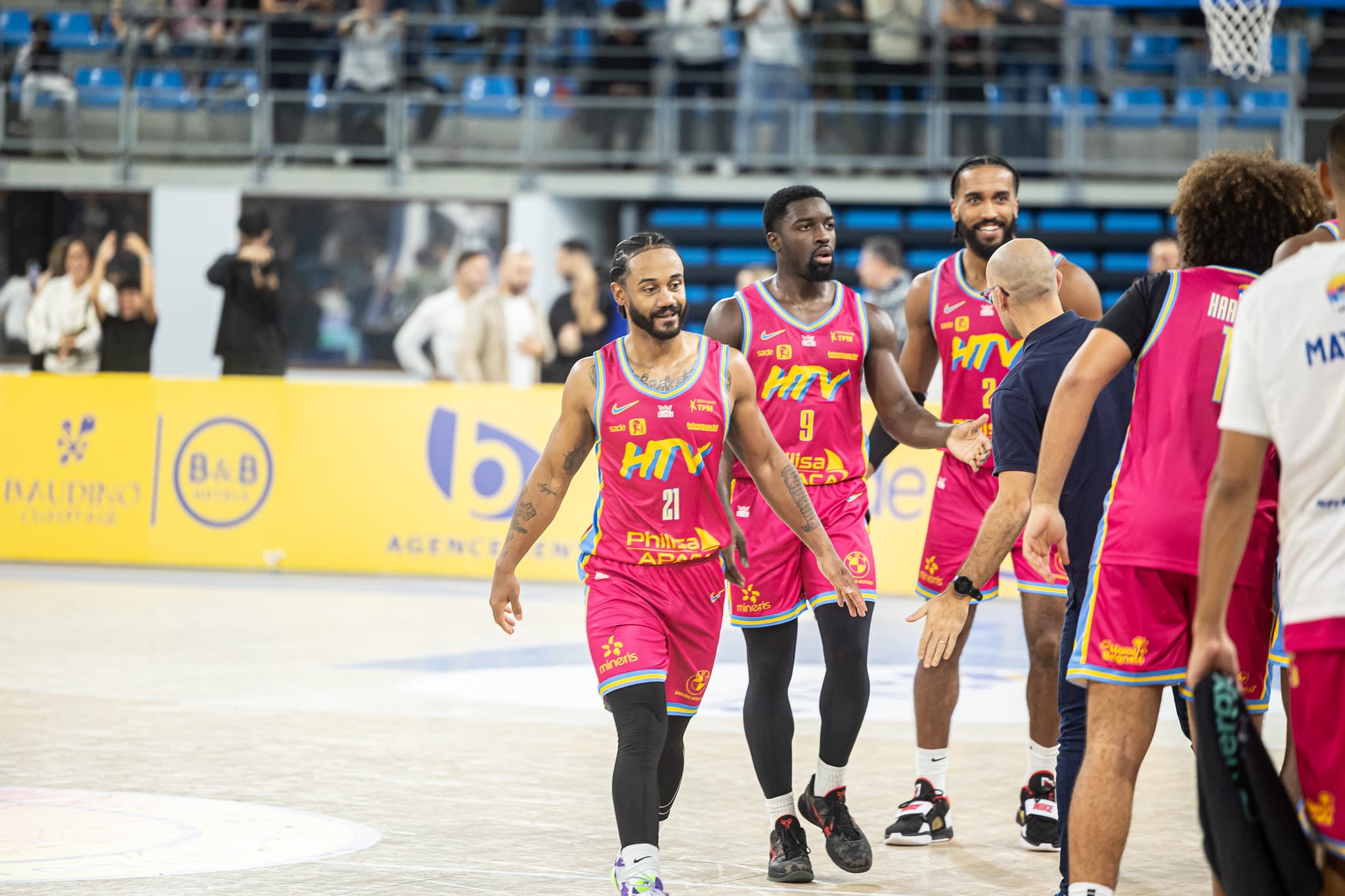 « Il est de mieux en mieux » : John Roberson prolonge sa pige avec Hyères-Toulon