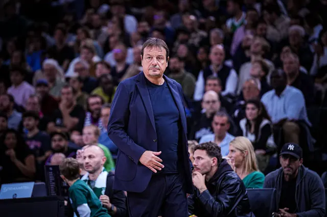 Ergin Ataman défonce T.J. Shorts et charge les arbitres après l’élimination de Panathinaïkos en EuroLeague