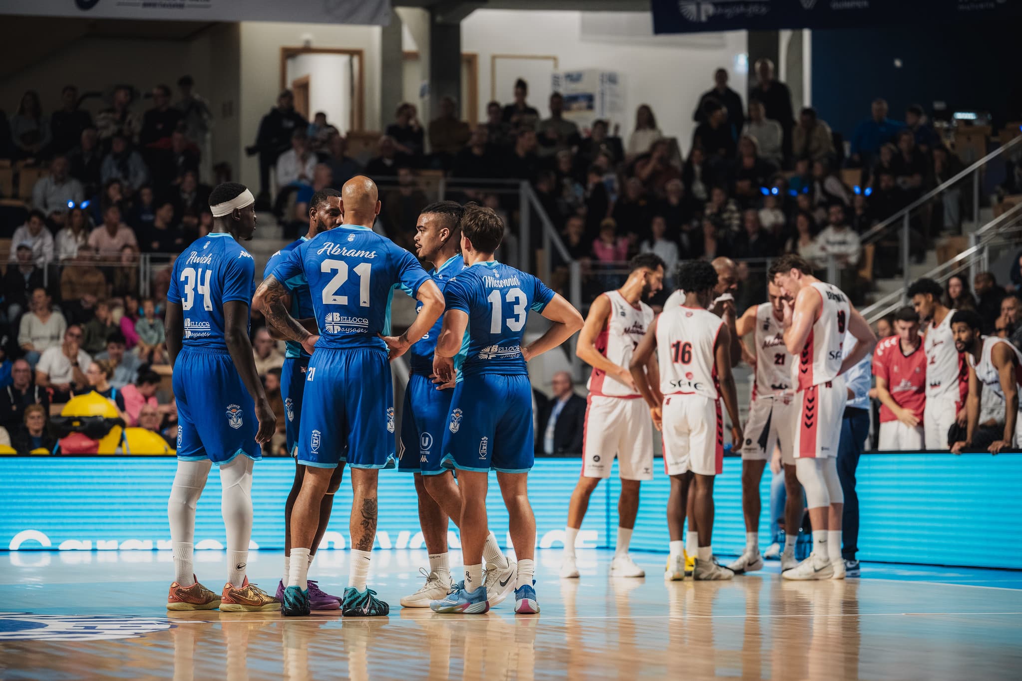 Quimper communique sur l’affaire Demahis-Ballou, et « s’interroge »…