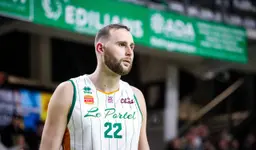 Cette saison en Betclic Elite, Mathieu Boyer cumule 10,9 points, 6,6 rebonds et 1,1 passe de moyenne.