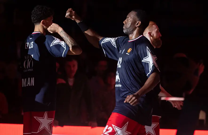 L'Olympiakos recrute encore : une figure de l'EuroLeague et un Américano-Grec de retour