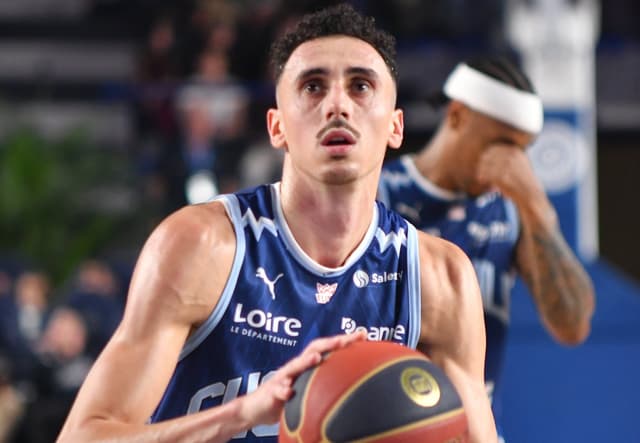 Maxime Roos va retrouver la Betclic ELITE avec Roanne