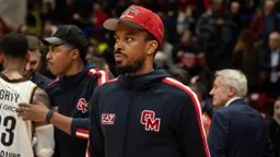 Lorenzo Brown a publié un mystérieux message alors que son avenir à Milan reste bloqué par une situation contractuelle compliquée.