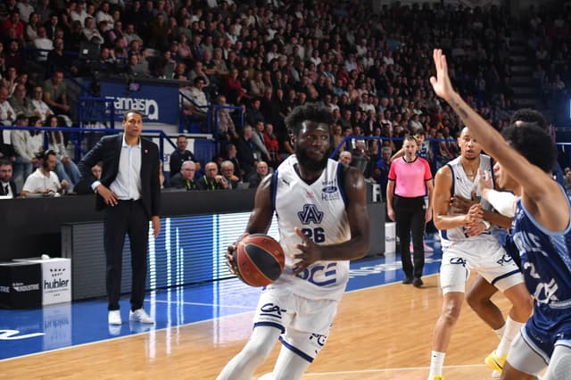 NM3 en 2023, Betclic ÉLITE en 2026 : Brice Eyaga a déjà fait son choix pour la saison prochaine