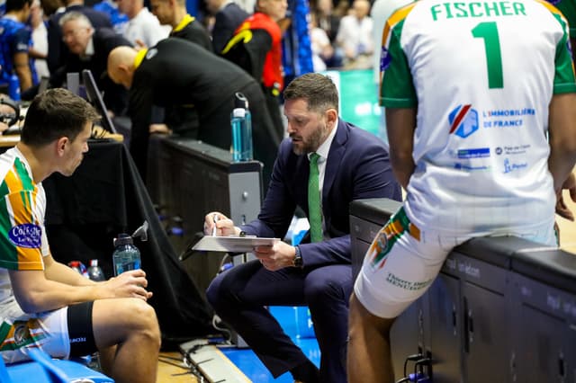 L’avenir du coach portelois Kenny Grant en suspens : « Se séparer d’un entraîneur peut être un électrochoc mais aussi une solution de facilité »