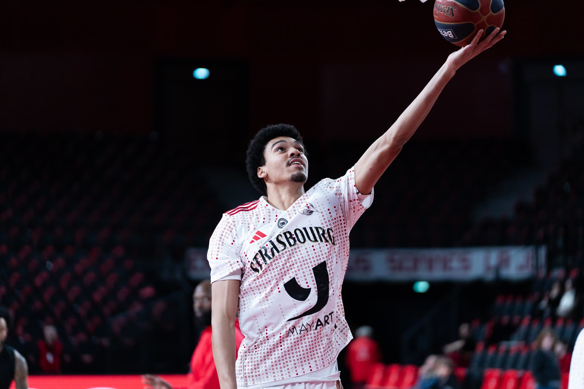 Record chez les Espoirs puis records avec les pros : Oscar Wembanyama confirme encore sa montée en puissance !