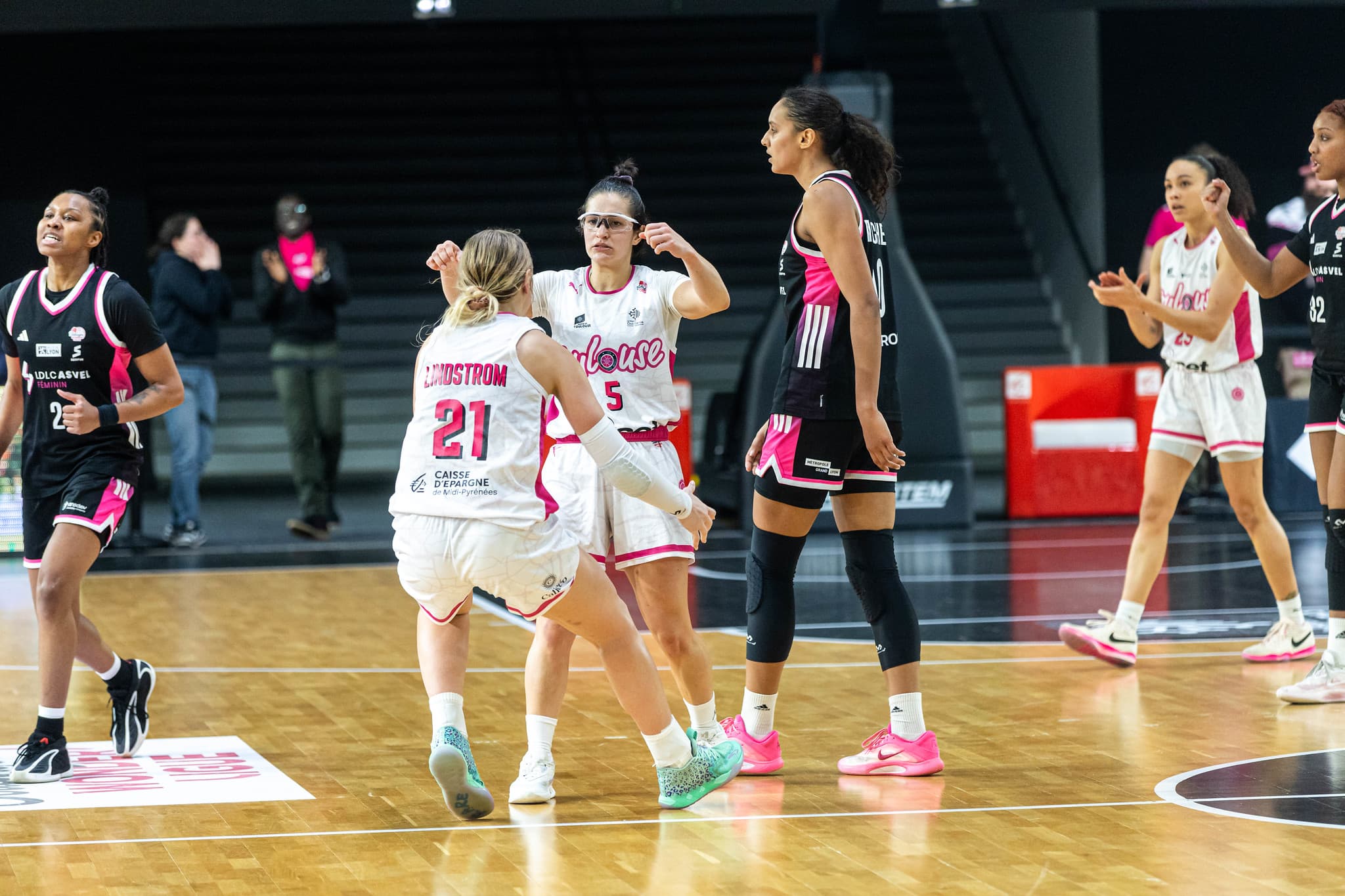 L’ASVEL Féminin et Toulouse maintenus en La Boulangère Wonderligue
