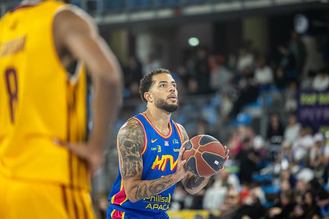 Jito Kok renforce officiellement le Champagne Basket, « un joueur intelligent et altruiste » pour Eric Bartecheky