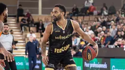 David Michineau rejoint AlUla, champion d’Arabie saoudite en titre. Le meneur français poursuit sa carrière après Monaco et son passage en BAL.