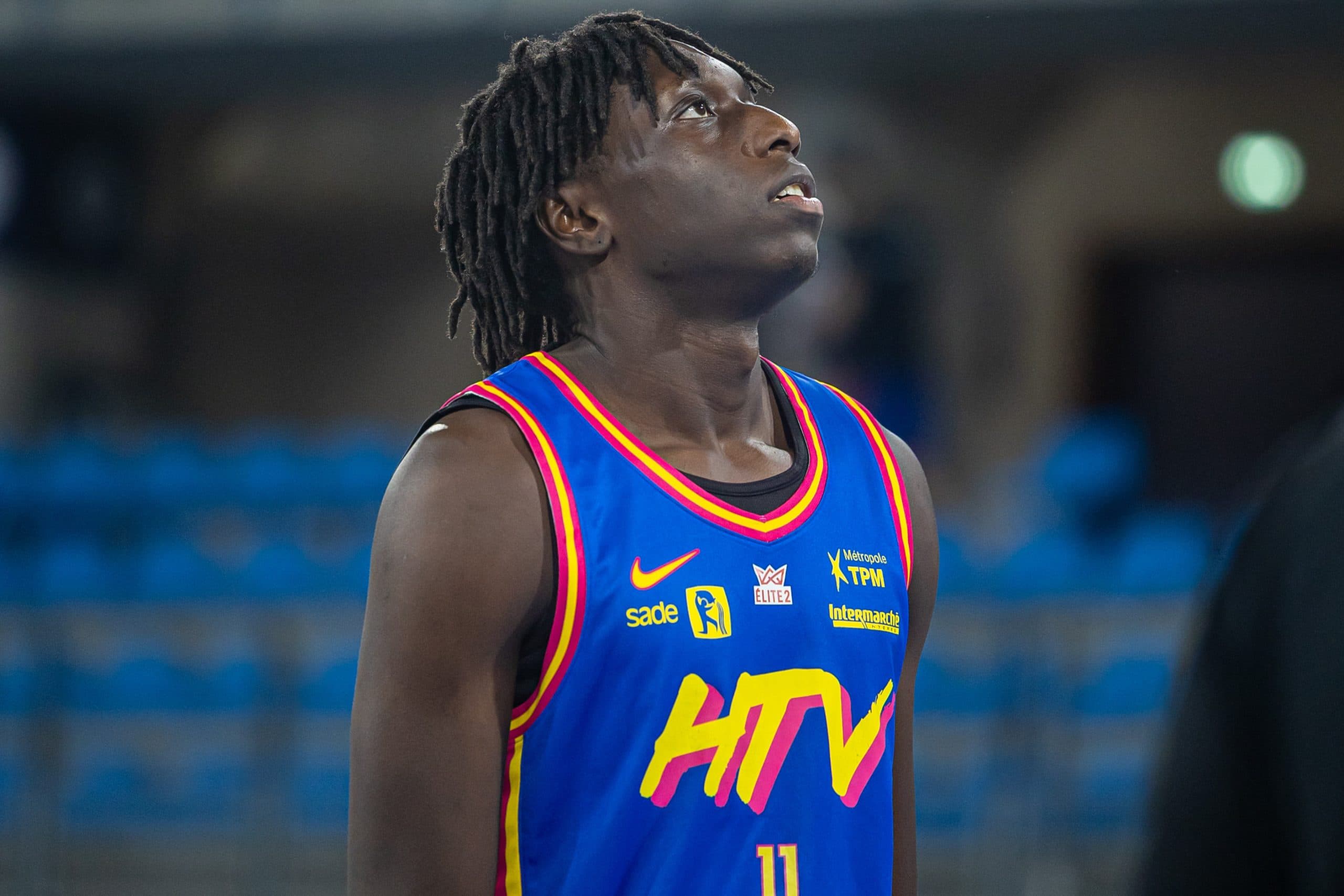 Premier contrat stagiaire pro à Hyères-Toulon pour Proponi Louis Coulibaly