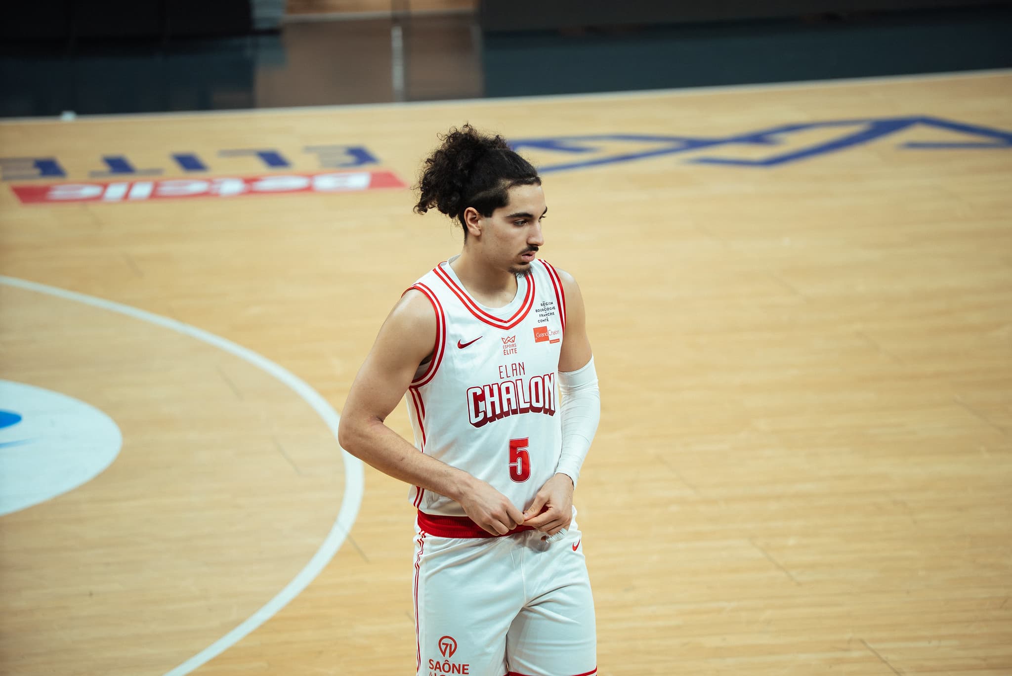 Le Young Star Game 2026 réajustée avec de nouveaux talents après le blocage au Moyen-Orient