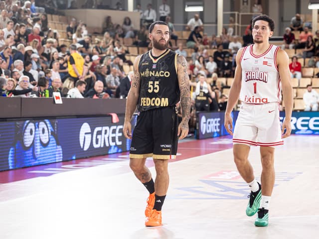 « Mini-Mike » face à Mike James : « Tu iras signer les autographes à sa place ! »
