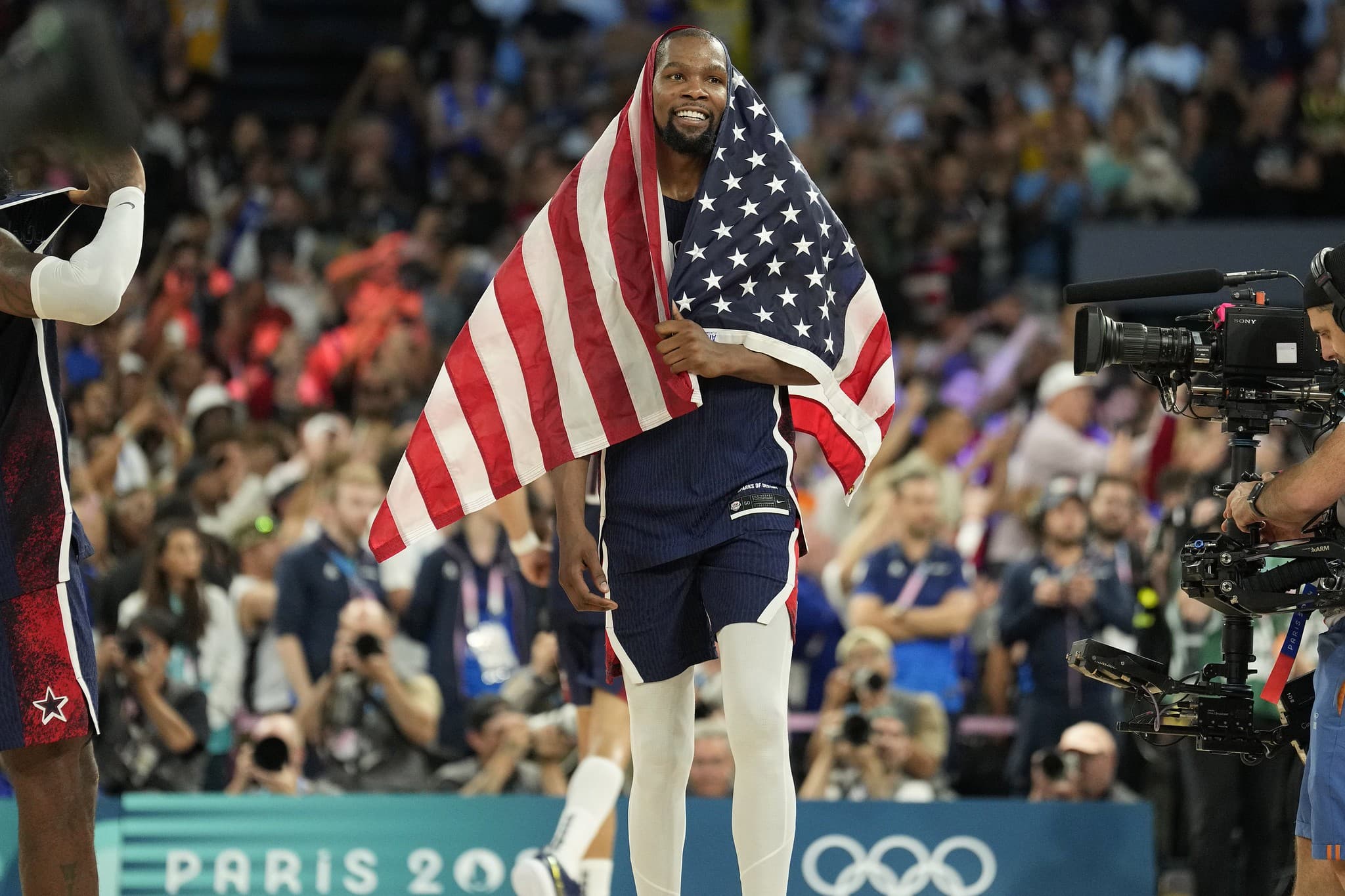 Kevin Durant pousse pour une participation du Paris Saint-Germain à la NBA Europe !