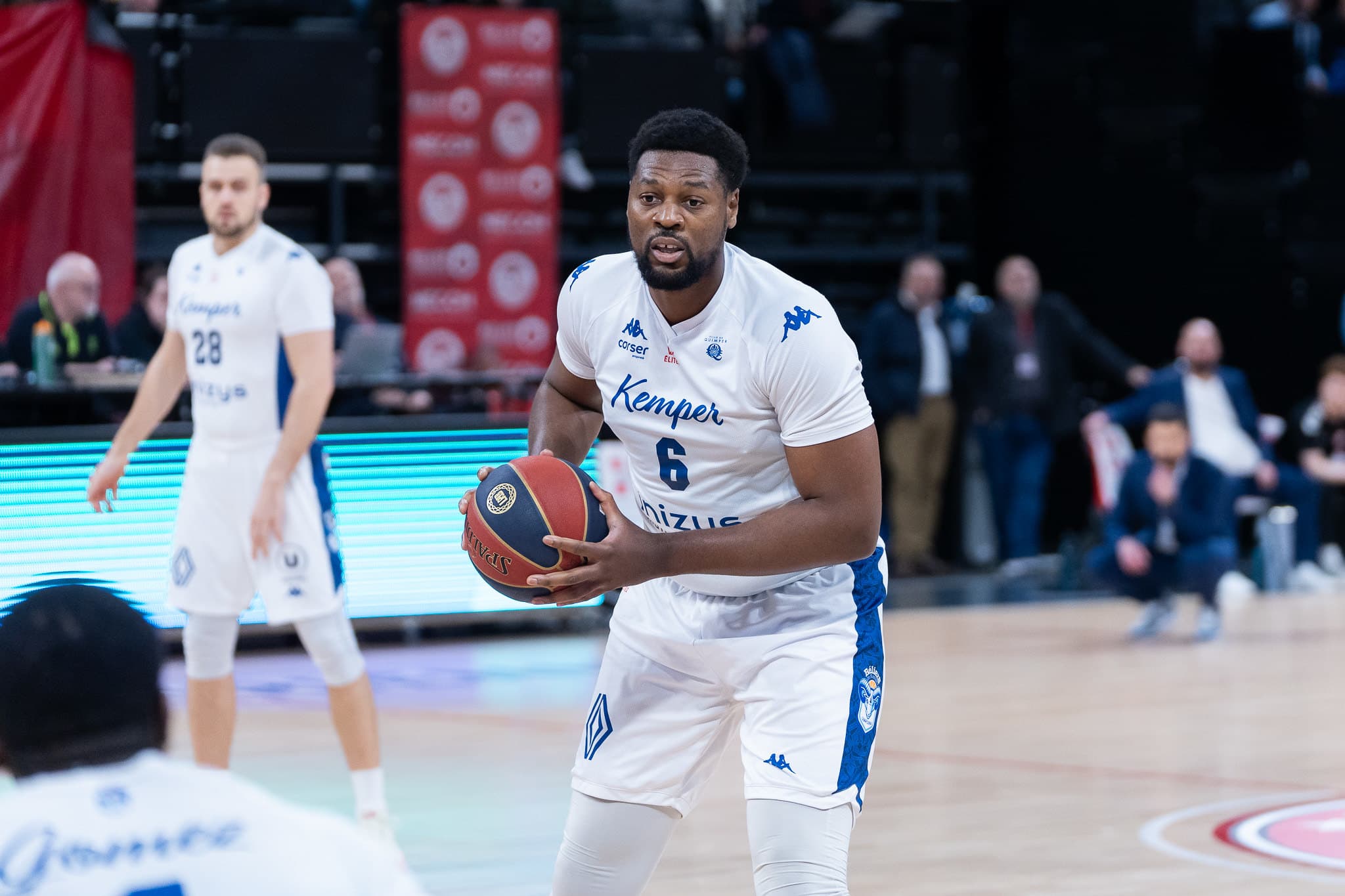 Fin de pige à Quimper : Junior Mbida quitte les Béliers de Kemper