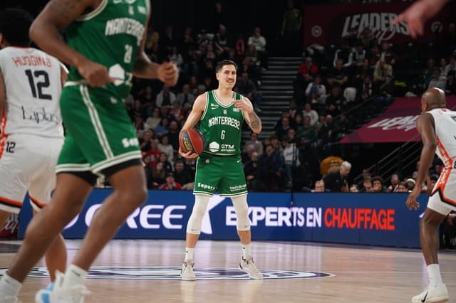 Un an de plus pour Paul Lacombe avec Nanterre !