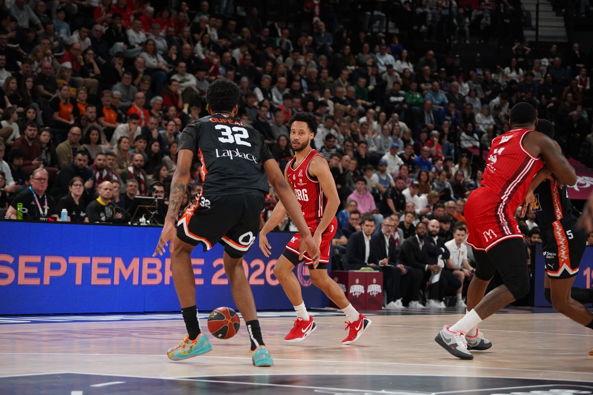 La JL Bourg impitoyable face au Mans, Cholet enfonce encore un peu Le Portel