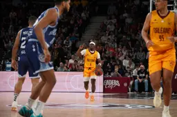 Cette saison avec Orléans, Siriman Kanouté cumule 10,1 points, 1,6 rebonds, 3,6 passes de moyenne.