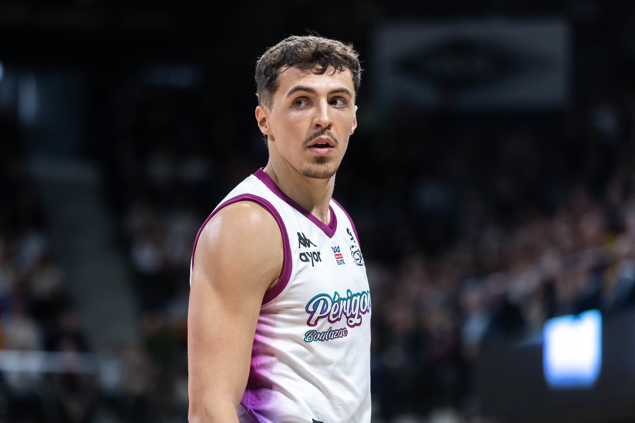 Hugo Robineau sacré joueur du mois de mars en Betclic ELITE