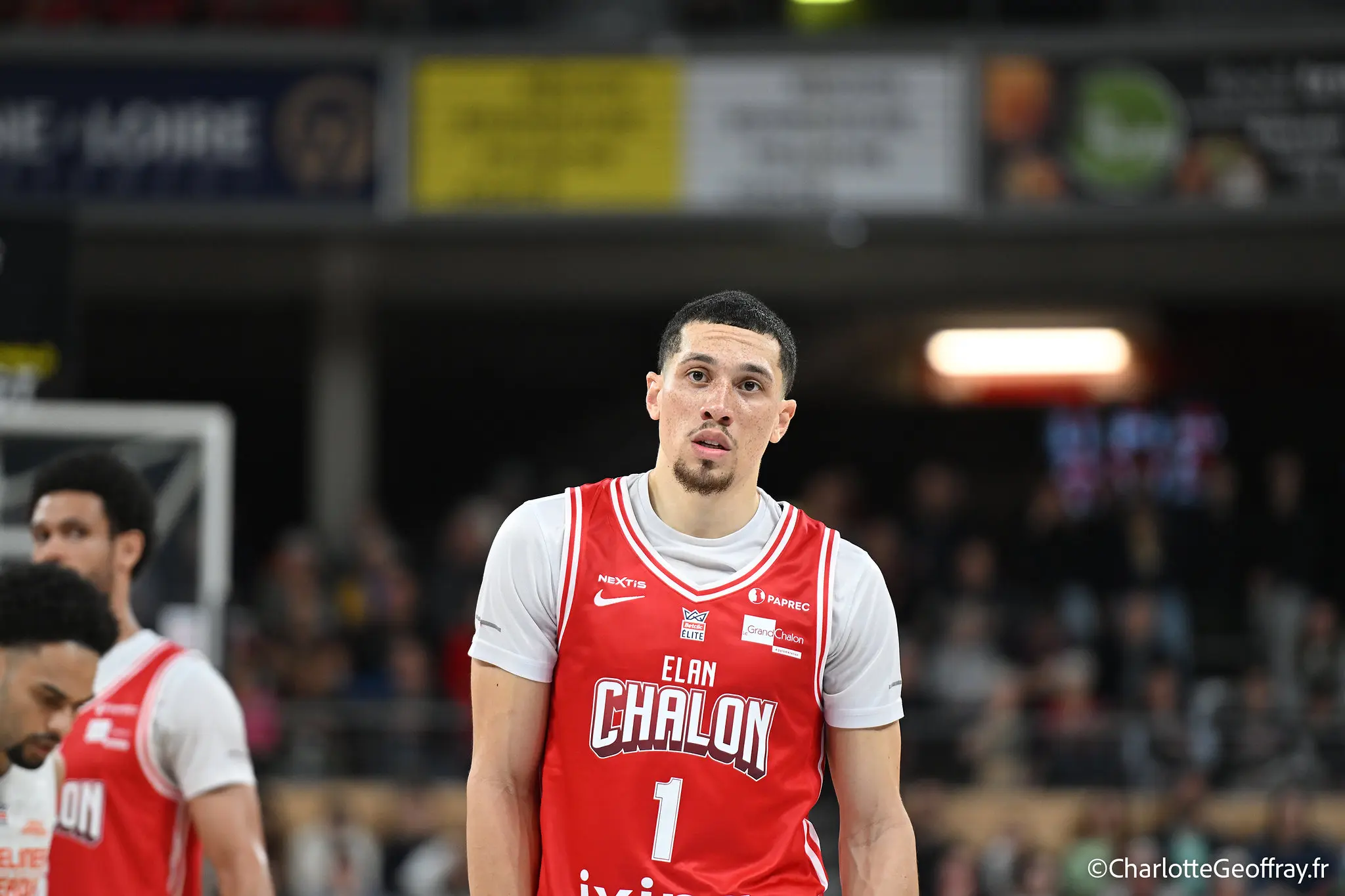 Clarence Nadolny revient sur son évolution en Betclic ÉLITE avant Chalon – ASVEL : « Plutôt bonne première expérience »