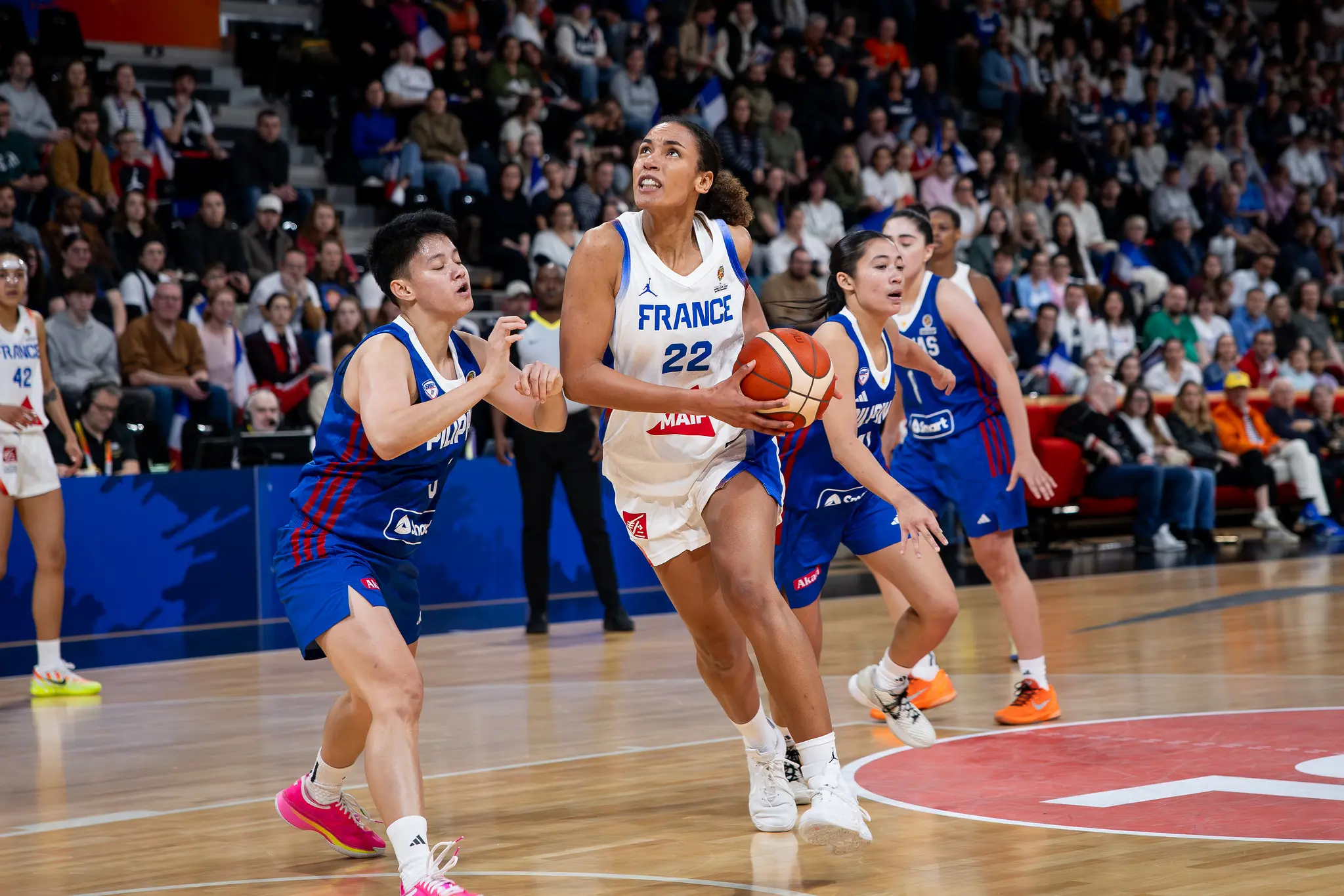 Après les huit joueuses WNBA, qui seront les quatre dernières Bleues pour la Coupe du monde ?