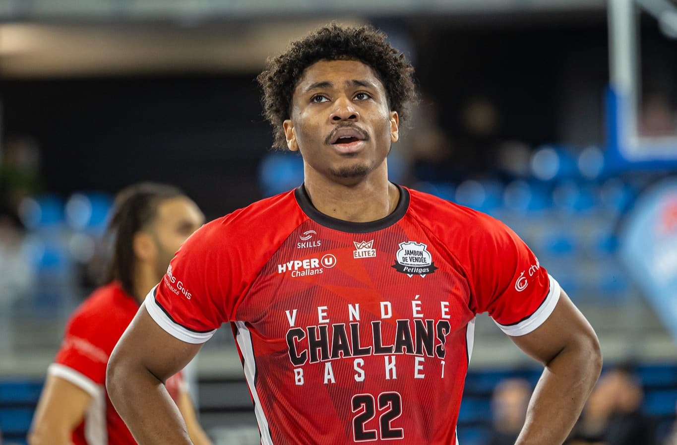 De pigiste médical à pièce du puzzle : Marquise Moore revient à Challans