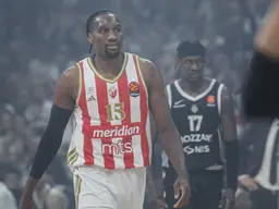 Ebuka Izundu, éphémère joueur de la SIG Strasbourg, s'installe en EuroLeague à l'Etoile Rouge de Belgrade