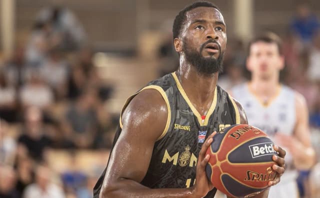 Meilleur défenseur d’EuroLeague, Alpha Diallo s’engage en NBA !