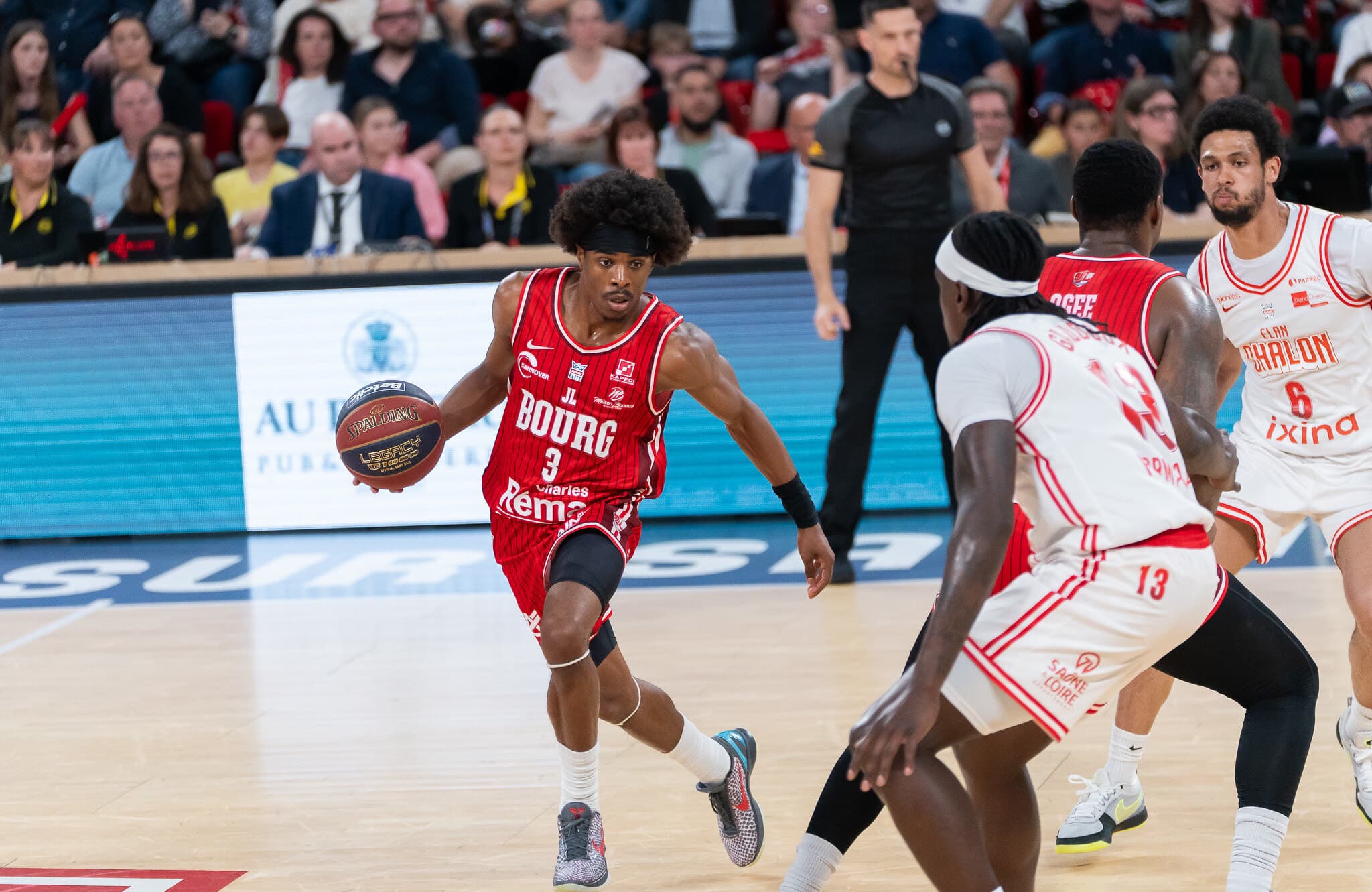 Pas de suspense dans le derby : la JL Bourg étrille l'Elan Chalon à Ekinox !