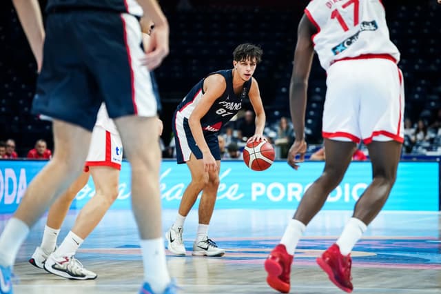 37 d’évaluation pour Yaël Masdieu-Reynaert, et le Pôle France déroule sur le Panathinaïkos pour lancer sa phase finale de NextGen EuroLeague