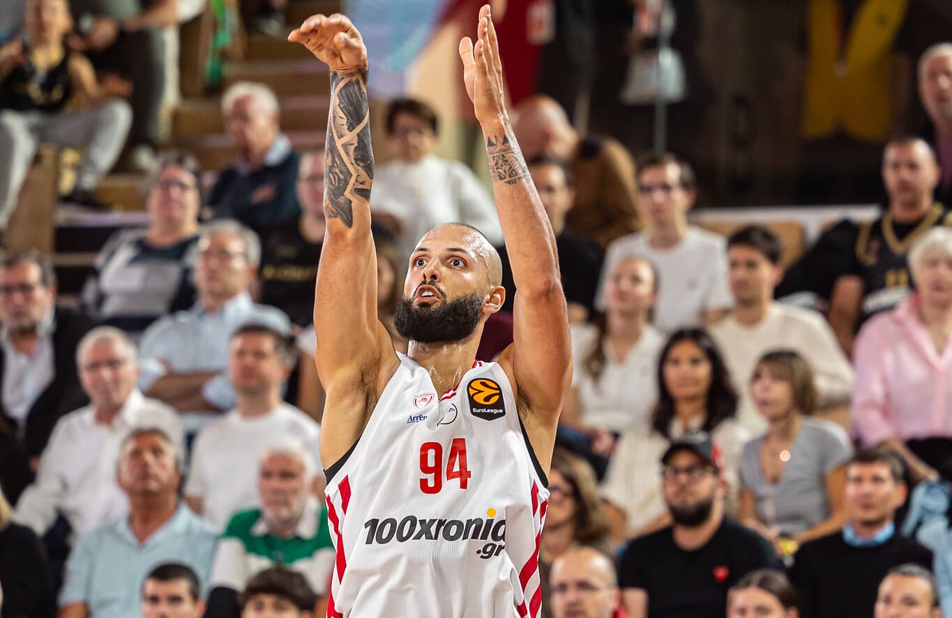 Evan Fournier offre la victoire à l'Olympiakos à Kaunas, première européenne à la maison réussie pour le trio Strazel-James-Loyd avec Efes