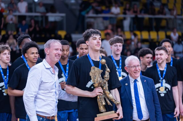 Dijon verrouille l’un de ses héros du Trophée du Futur : premier contrat professionnel pour le capitaine des Espoirs !