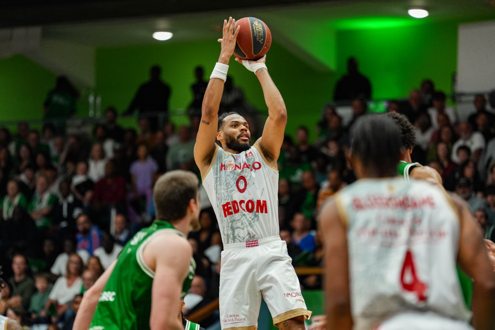 Magistral, Elie Okobo redonne l’avantage à Monaco en demi-finale à Nanterre