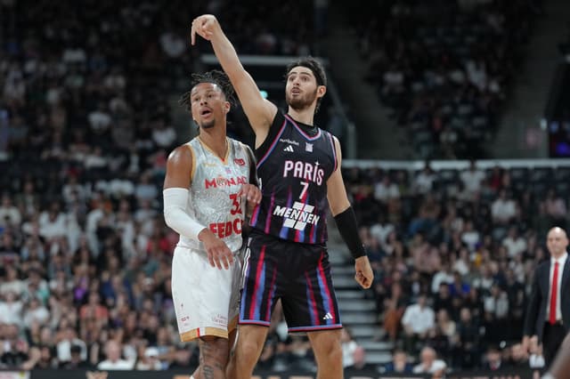 Renversant, Paris braque Monaco et prend l’avantage en finale de Betclic ÉLITE !