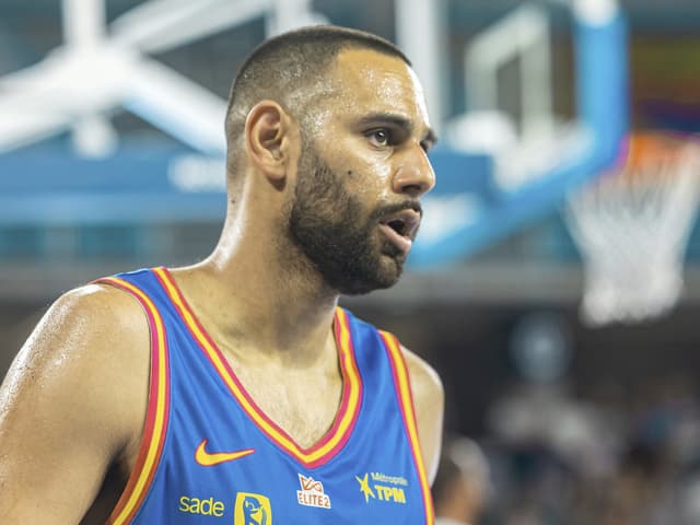 Fos-sur-Mer recrute un double champion de Pro B à la mène