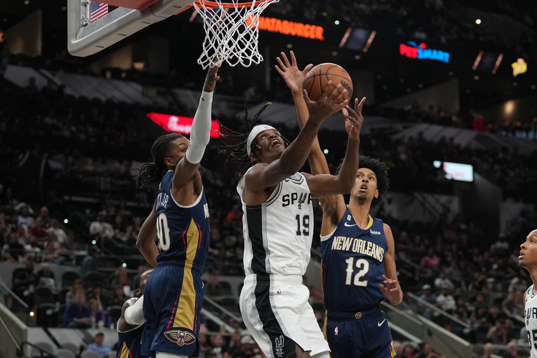 Paris n’en finit plus avec la filière NBA : un deuxième pivot passé par la Grande Ligue rejoint le club !