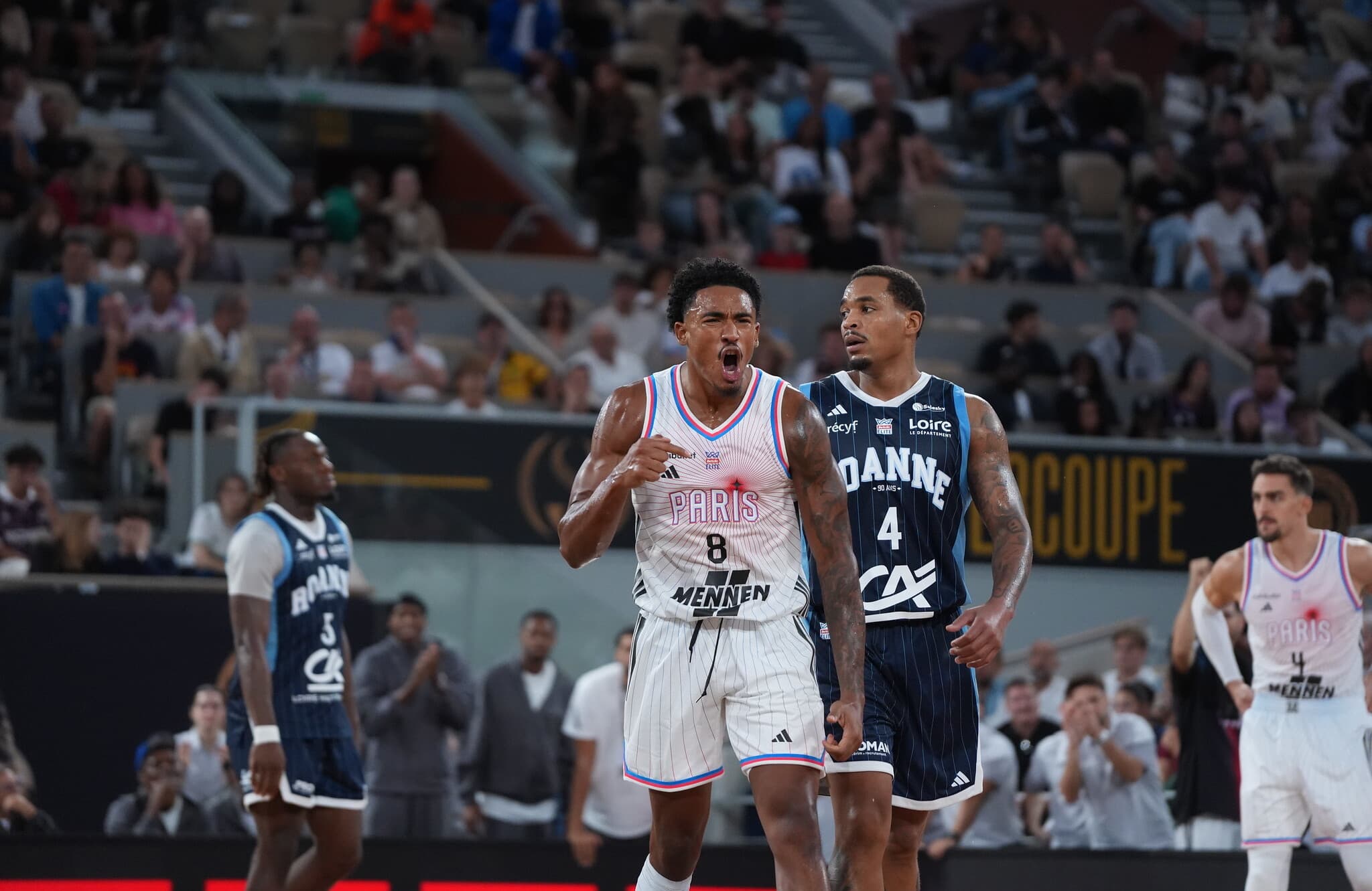 Attendu "au premier plan de l'équipe", un joueur du Paris Basketball confirme des "conversations" estivales avec le champion d'EuroLeague