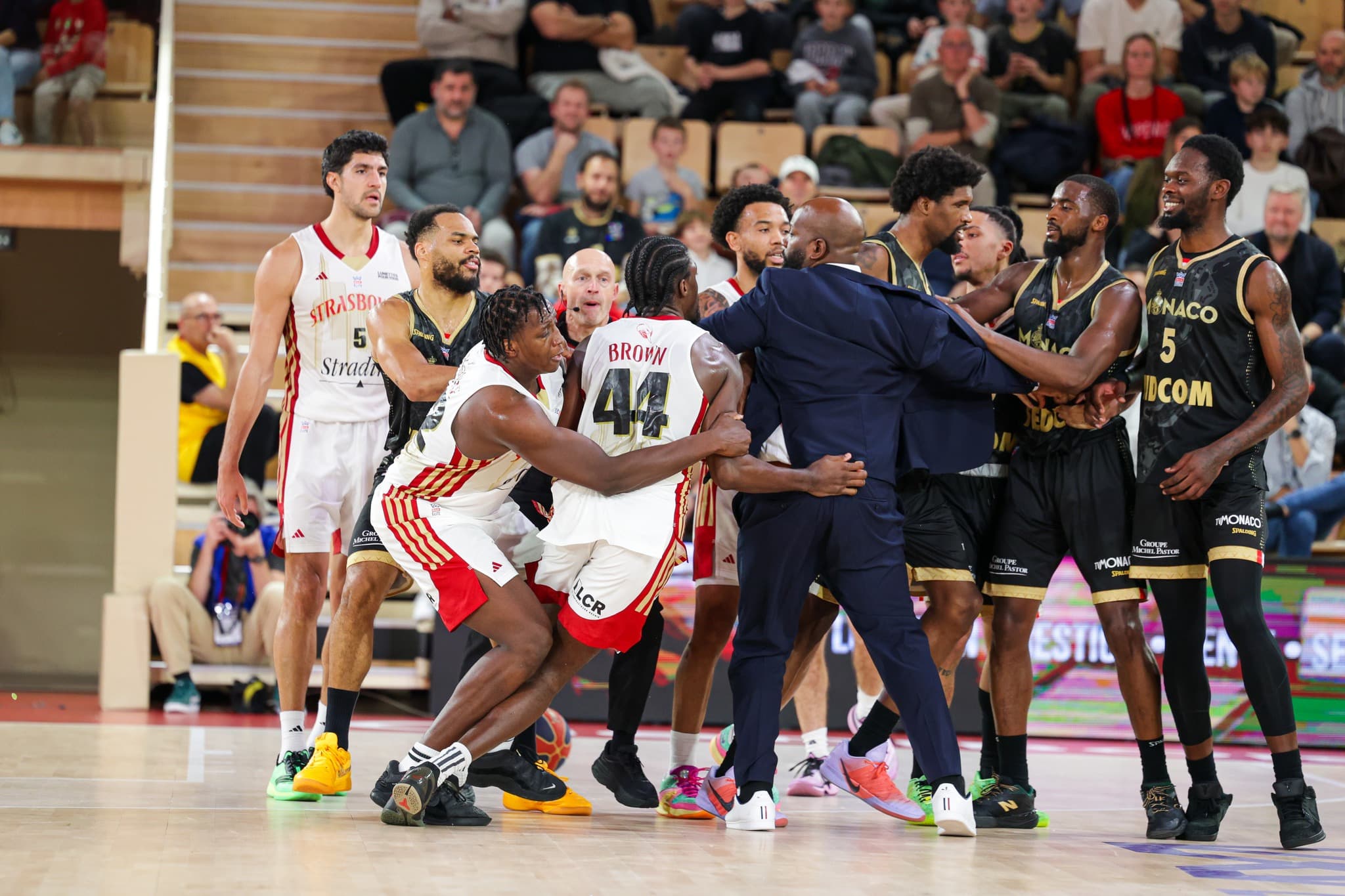 La SIG Strasbourg frappée par plusieurs suspensions, deux matchs ferme pour Alpha Diallo, infraction non caractérisée pour Frédéric Fauthoux