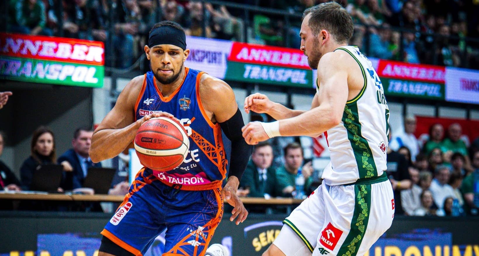 Le retour de « El Condor » : Ivan Almeida s’envole de nouveau vers la Pologne pour sauver Gliwice